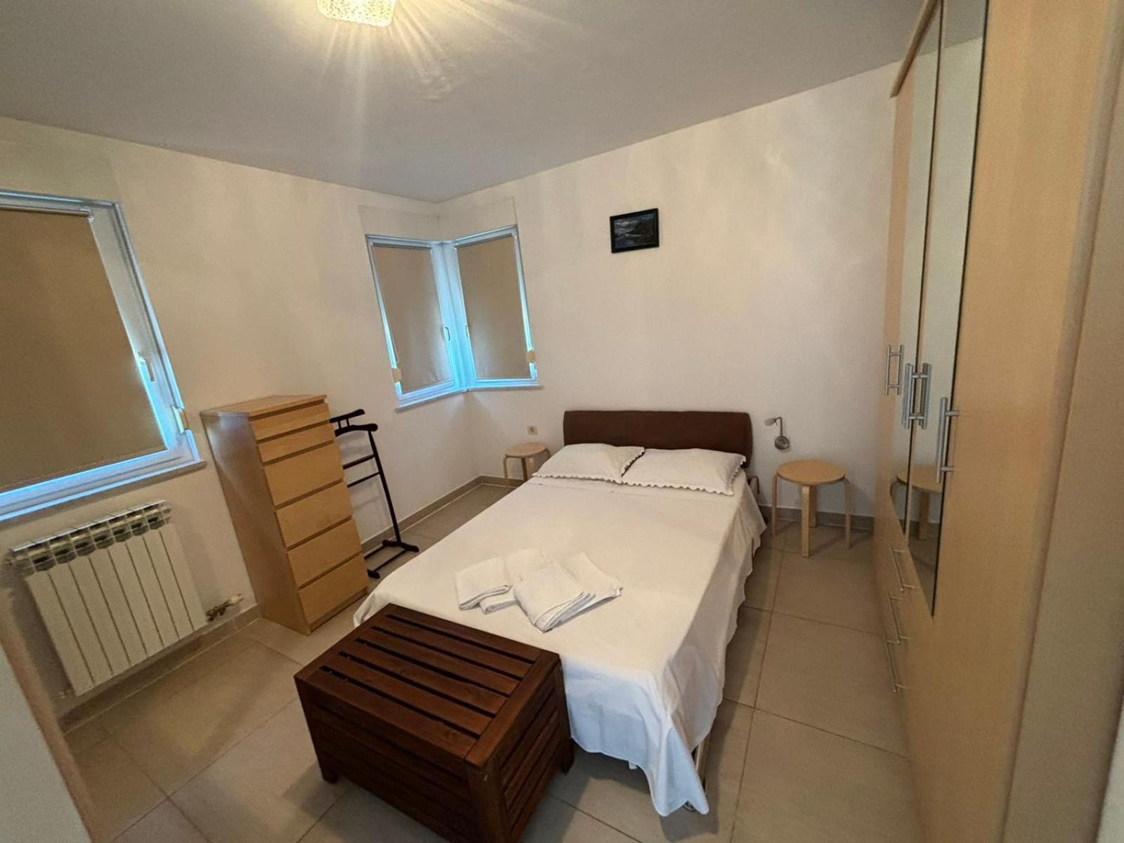 Vjera Apartment *