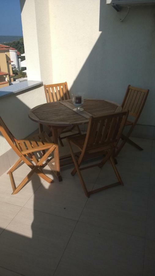Vjera Apartment *